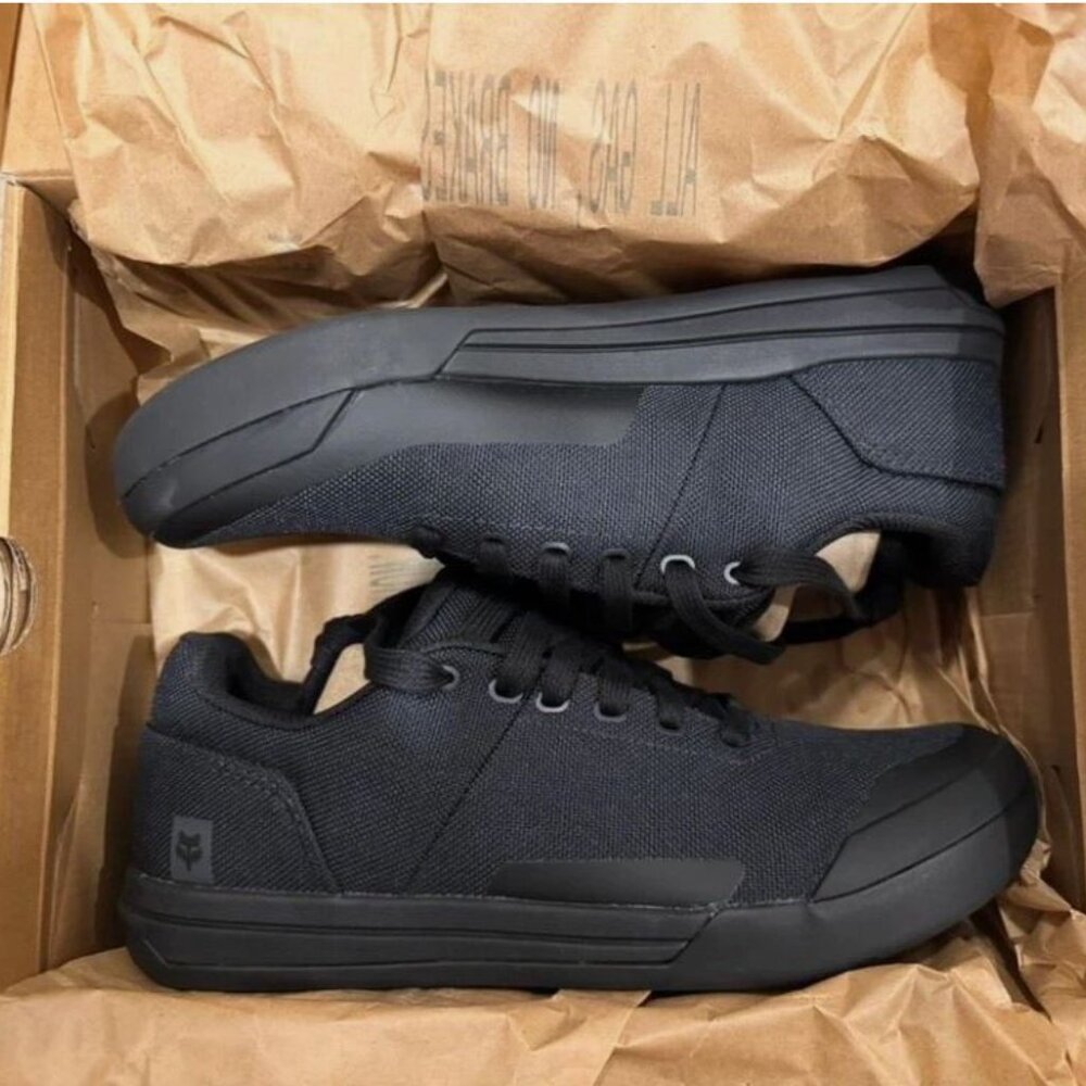 NIB Fox Racing Union Canvas MTB Flat blue black size 40 men 7.5 women 9